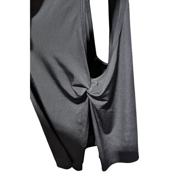 FABLETICS Relaxed Fit Split Sides Muscle Tank Size Med - Picture 4 of 4